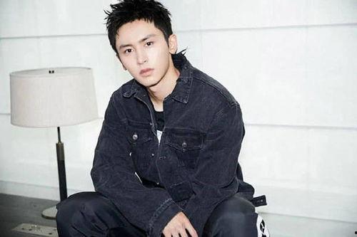 吃瓜娱乐圈男明星是谁啊,揭秘“吃瓜娱乐圈男明星”之谜